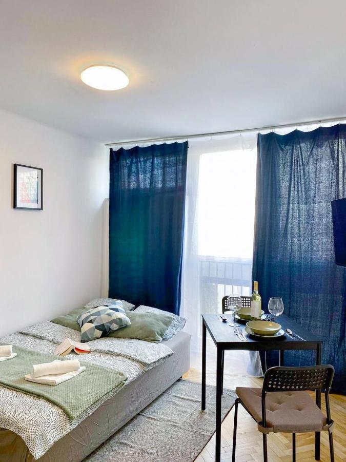Halby Apartment Chlodna 15 Warszawa Eksteriør billede